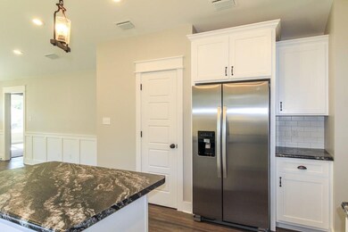 81 King Bee Dr, Crawfordville, FL 32327 - photo 5