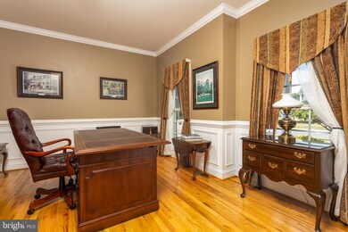 111 Julasar Dr, Winchester, VA 22602 - photo 7