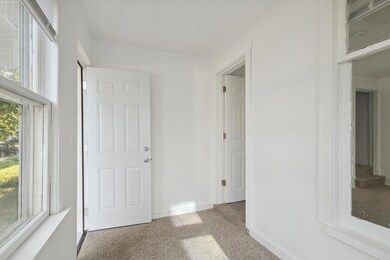 07-1627-Reed-St-Kalamazoo-MI-49001-Windo