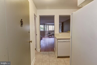 Jefferson House unit 216, Washington, DC 20037 - photo 6