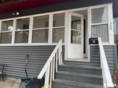 1335 E 9th St, Davenport, IA 52803 - photo 3