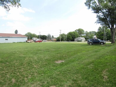 2416 Center Ave, Janesville, WI 53546 - photo 4