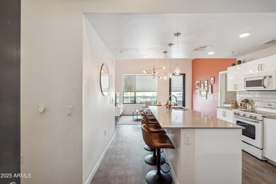 08-Kitchen