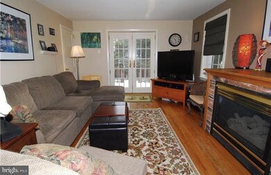 624 Gregg St, Shillington, PA 19607 - photo 2