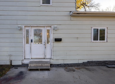 222 6th St NE, Hillsboro, ND 58045 - photo 4