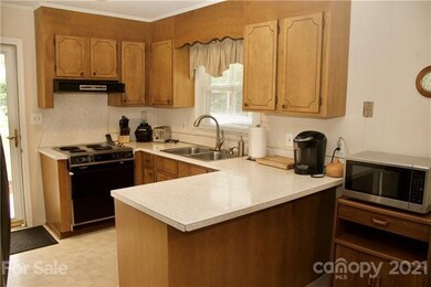 2020 Townview Dr, Kannapolis, NC 28081 - photo 5