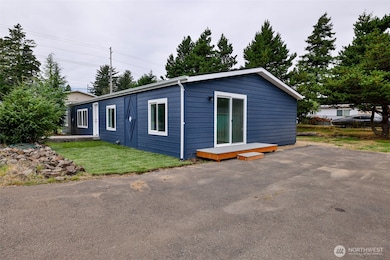 110 E Frank Ave, Westport, WA 98595 - photo 2