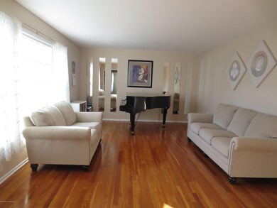 4 Nancy Rd, Marlboro, NJ 07746 - photo 4