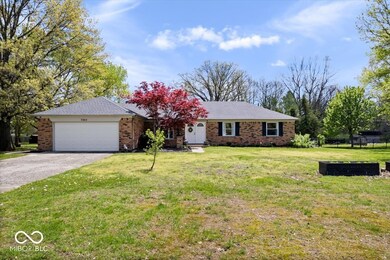 7263 Hidden Valley Dr, Plainfield, IN 46168 - photo 2