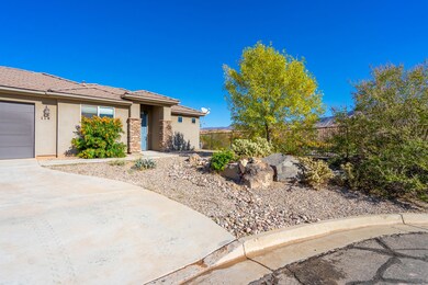 114 W Terrace Cir-016