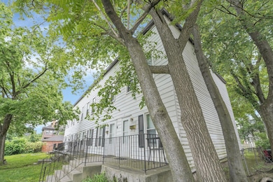 3-web-or-mls-2305-east-ave