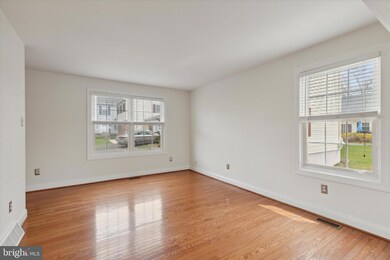 1607 Salinus Ct, Lansdale, PA 19446 - photo 4