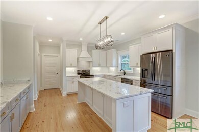 768 E Park Ave, Savannah, GA 31401 - photo 4