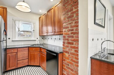 12 Huntington Ave, Worcester, MA 01606 - photo 7