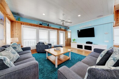 3rd Floor Living Area