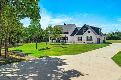 1004 Freedom Ct, Weatherford, TX 76088 - photo 2