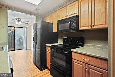 392 West Ct unit 2B, Glen Burnie, MD 21061 - photo 6