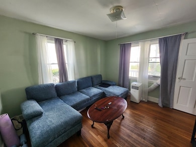 5 Whiton Ave unit 1, Quincy, MA 02169 - photo 5