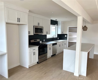 325 E 222nd St, Carson, CA 90745 - photo 2