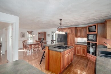 571 Old Dunstable Rd, Groton, MA 01450 - photo 7