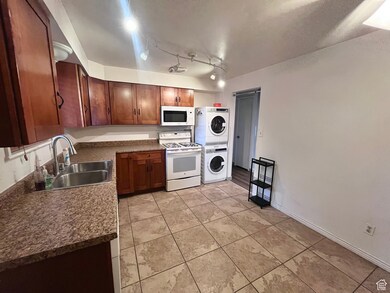 3018 W 4100 S, Salt Lake City, UT 84119 - photo 4