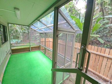 45-180 Mahalani Place unit 11, Kaneohe, HI 96744 - photo 2