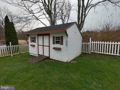 329 Winding Way, Womelsdorf, PA 19567 - photo 6
