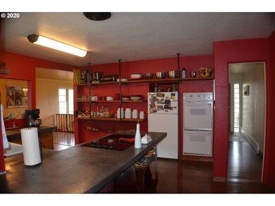 642 SE Hillcrest Rd, John Day, OR 97845 - photo 5