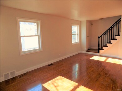 306 7th St, Whitehall, PA 18052 - photo 4