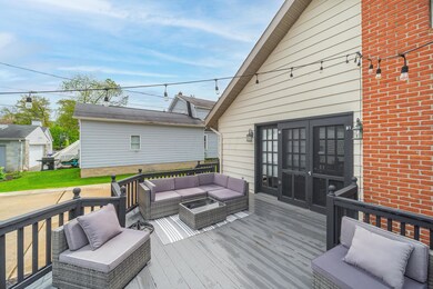 464 E Torrence Rd-8