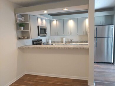 b-kitchen