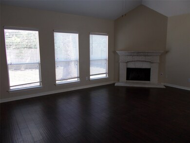 9119 Hidden Lake E, Magnolia, TX 77354 - photo 5