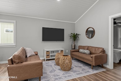 Photo of similar home