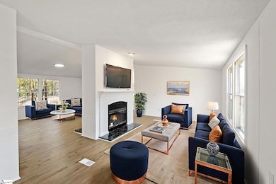 363 Goldsmith Rd, Simpsonville, SC 29681 - photo 3