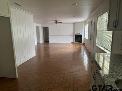 3301 3301 Brookside Dr, Tyler, TX 75701 - photo 6