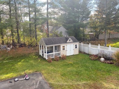 10 Red Oak Dr, Schenectady, NY 12302 - photo 2