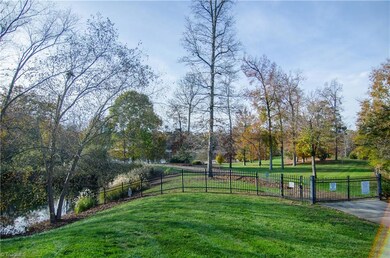 11 Laurel Cove, Greensboro, NC 27455 - photo 6