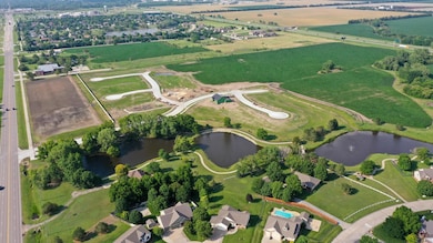 619 Glen Creek Ct, Newton, KS 67114 - photo 2