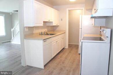 6 Coliston Rd, Reisterstown, MD 21136 - photo 2