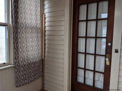 315 Mountain St, Albany, NY 12209 - photo 3