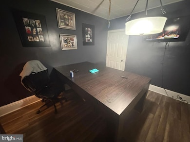 9 E Basin St, Norristown, PA 19401 - photo 7