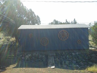 250 W Bird Dog Ln, Ash Fork, AZ 86320 - photo 6