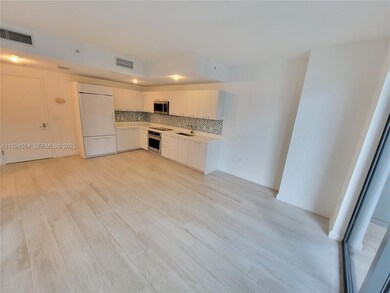 55 SW 9th St unit 1807, Miami, FL 33130 - photo 3