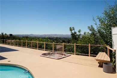 22641 Crespi St, Woodland Hills, CA 91364 - photo 4
