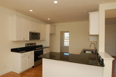 6 Savoie St unit 20, Bedford, NH 03110 - photo 5