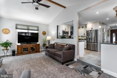 7476 Brandenburg Cir, Sykesville, MD 21784 - photo 7