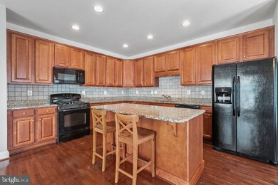 23318 Jonquil Ln, California, MD 20619 - photo 2