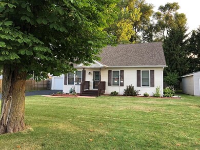 1022 E North St, Crown Point, IN 46307 - photo 2