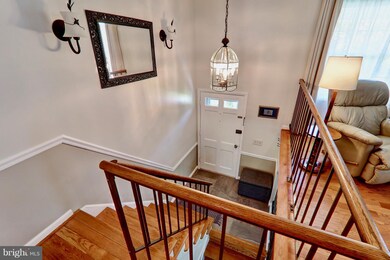 12803 Point Pleasant Dr, Fairfax, VA 22033 - photo 3