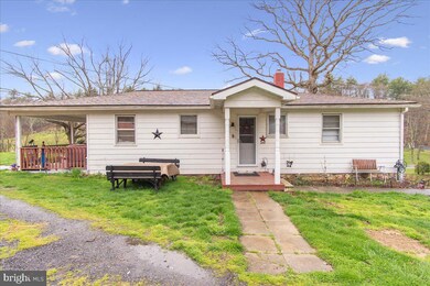 14040 Hollow Rd, Hancock, MD 21750 - photo 4